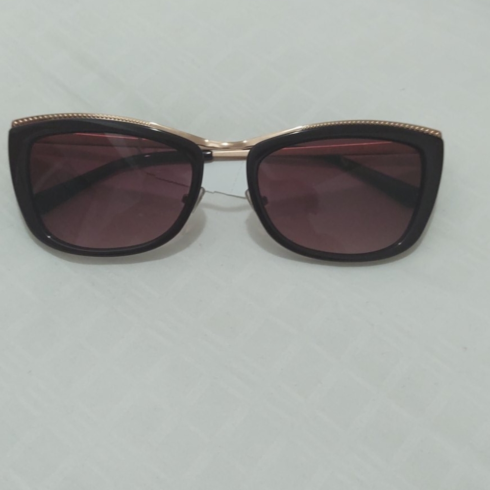 🎉✨💥 Host Pick 🎉✨💥 - NWT Women’s Michael Kors Sunglasses